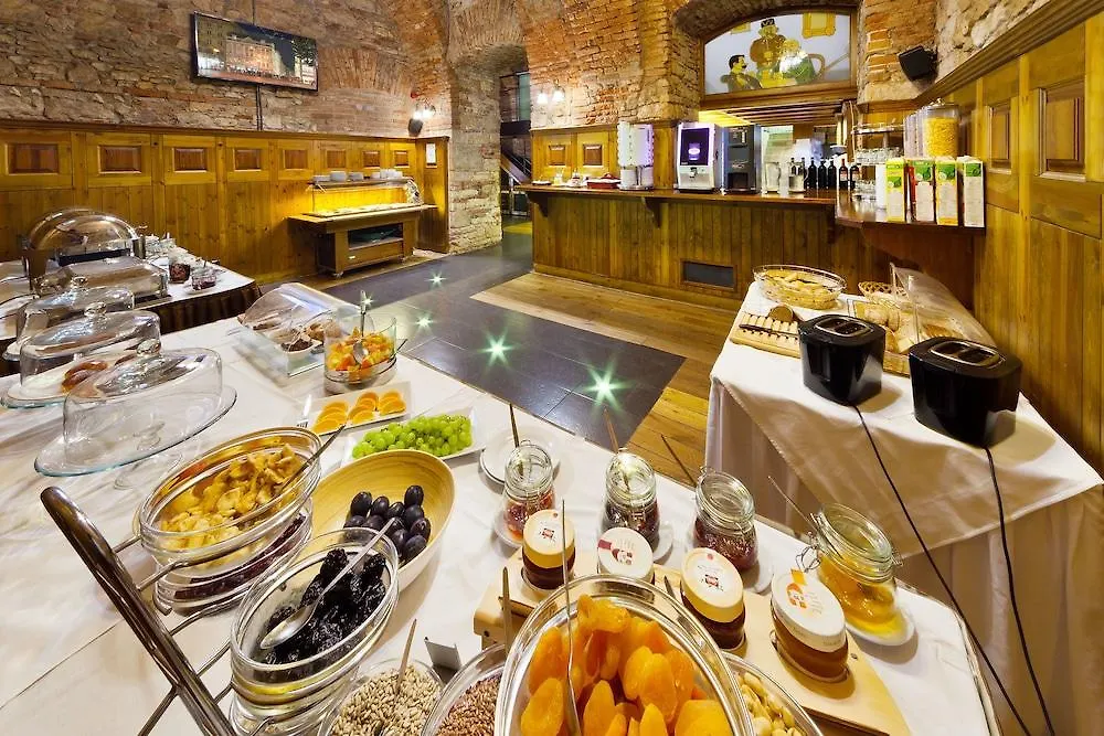 Отель Prague Inn