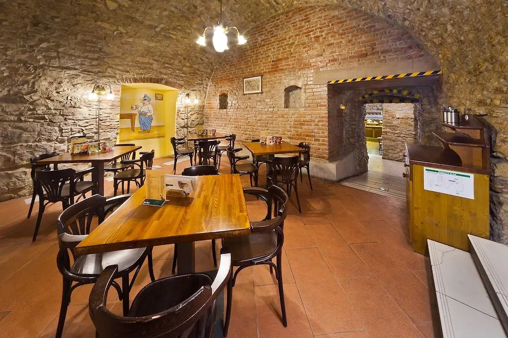 Prague Inn Отель