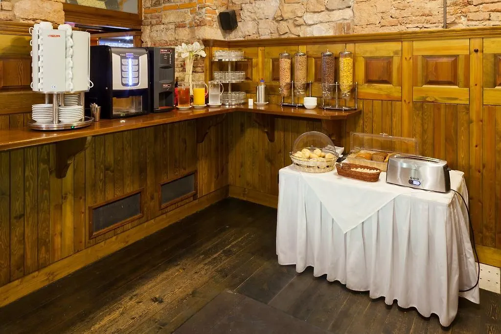 Отель Prague Inn
