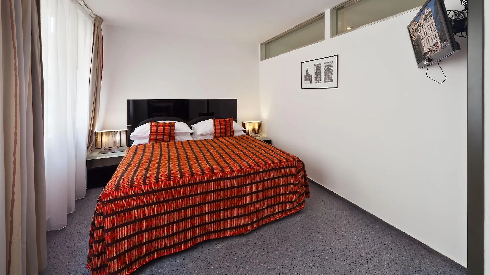 Prague Inn